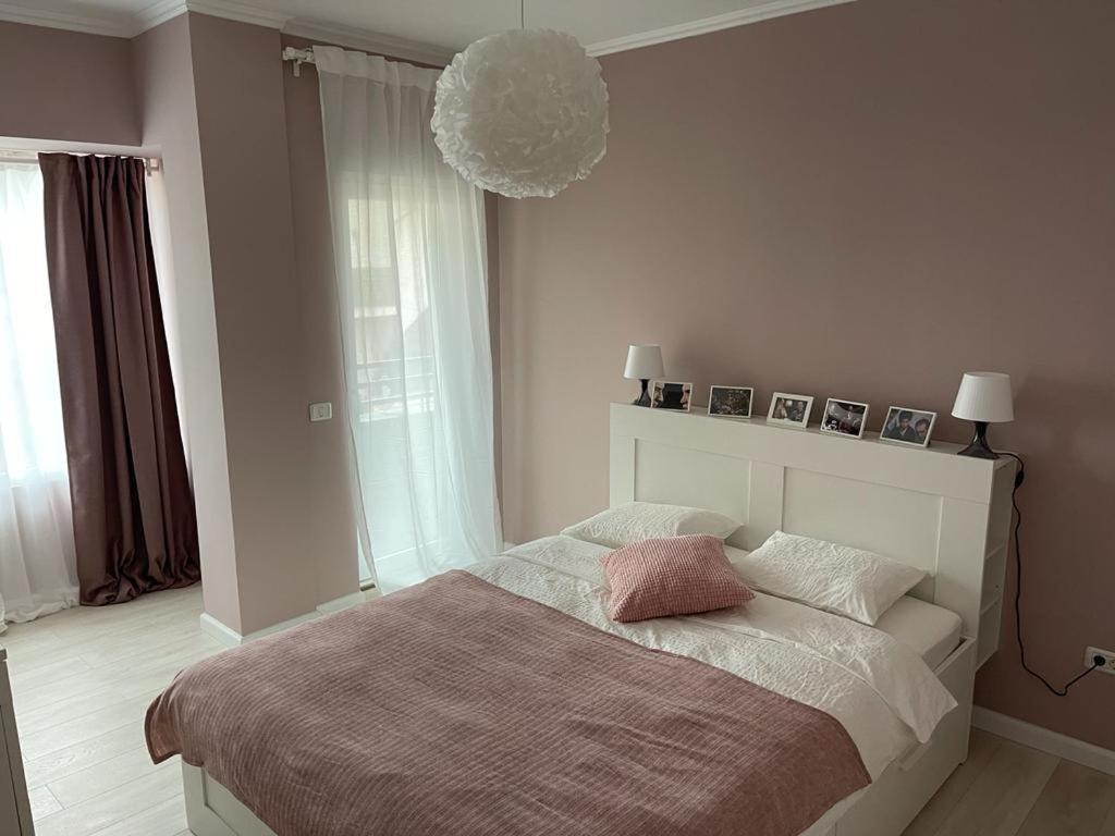 Beautiful Colors Residence Villa Otopeni Luaran gambar